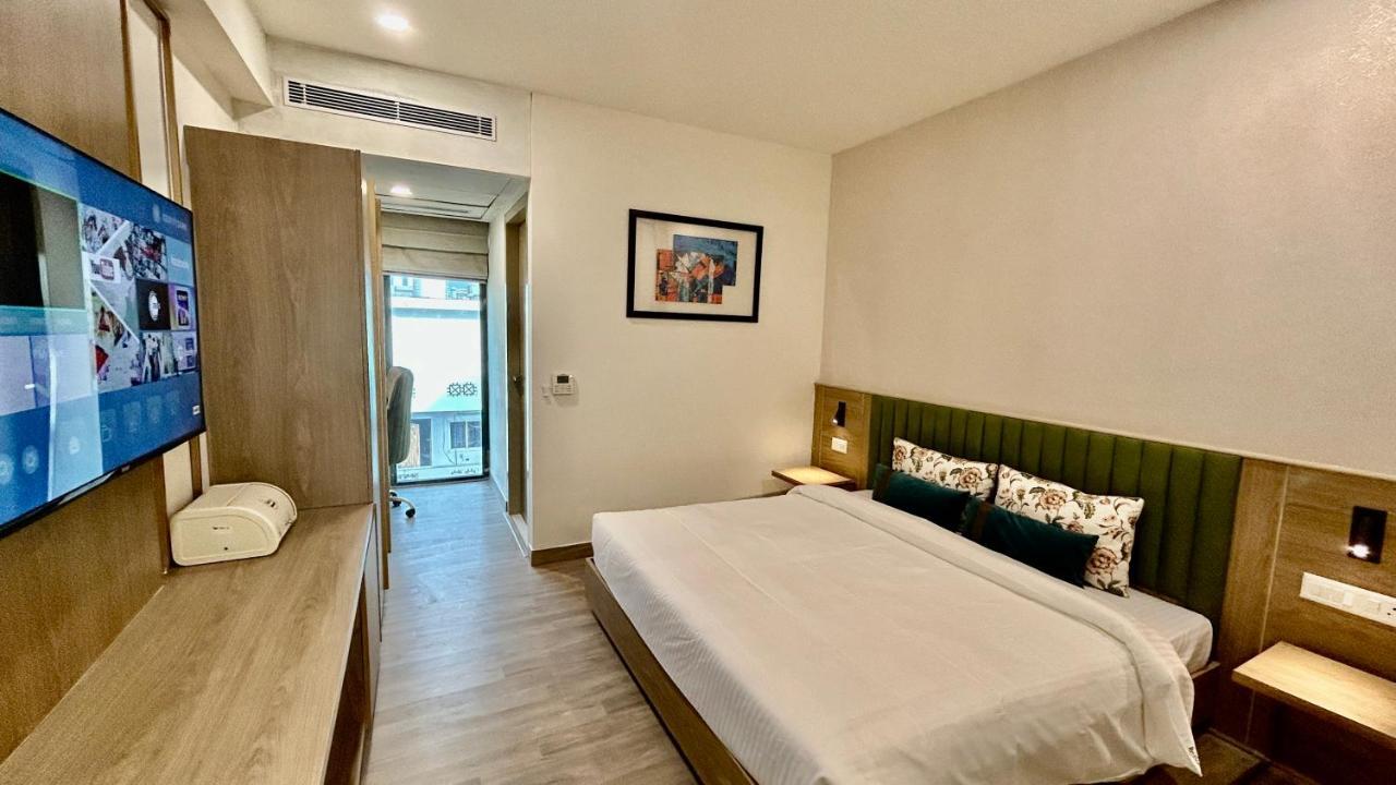 Hotel Limon & Banquet Sector 29, Gurgaon Dış mekan fotoğraf