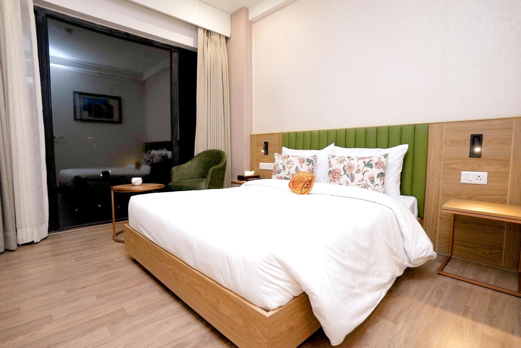Hotel Limon & Banquet Sector 29, Gurgaon Dış mekan fotoğraf