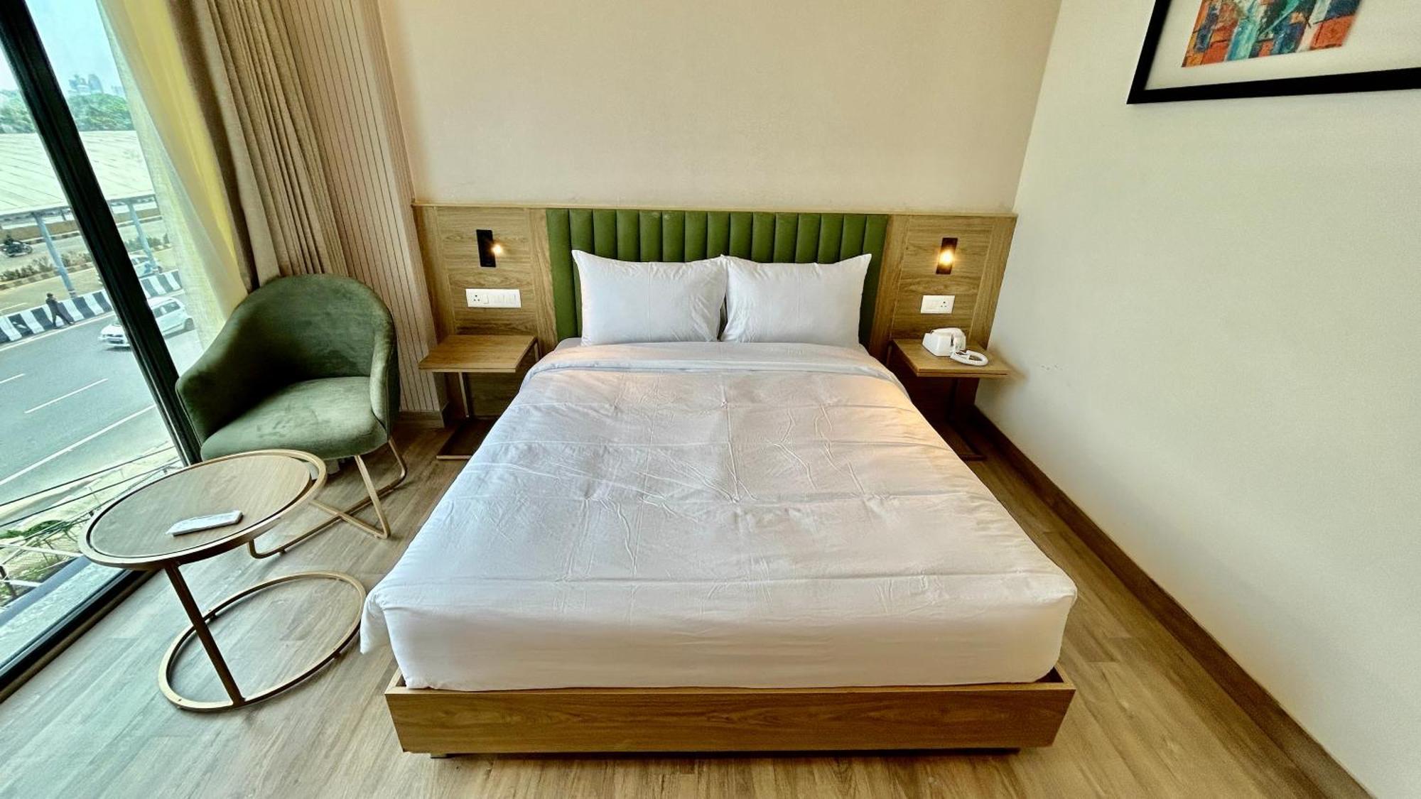 Hotel Limon & Banquet Sector 29, Gurgaon Dış mekan fotoğraf