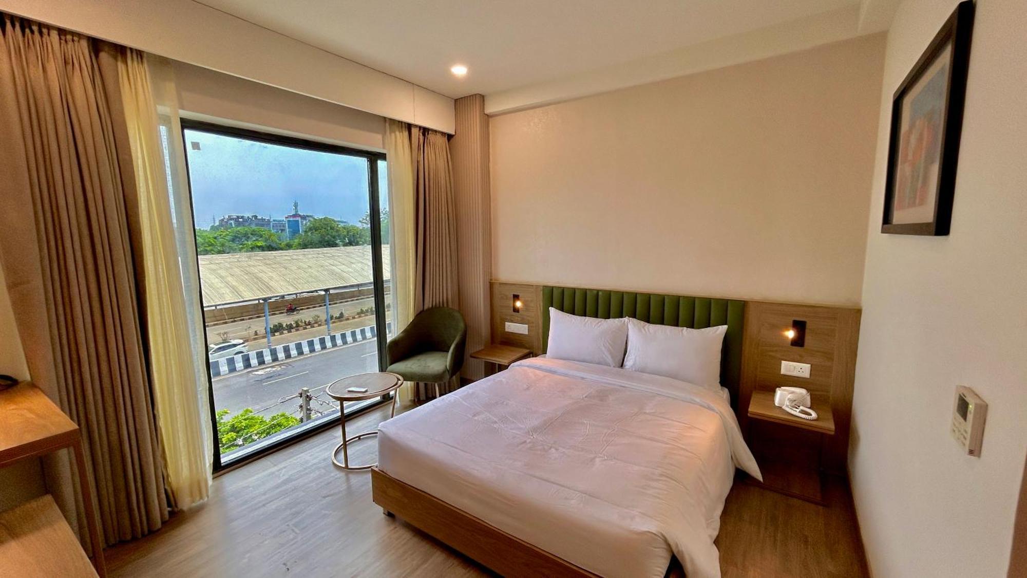 Hotel Limon & Banquet Sector 29, Gurgaon Dış mekan fotoğraf